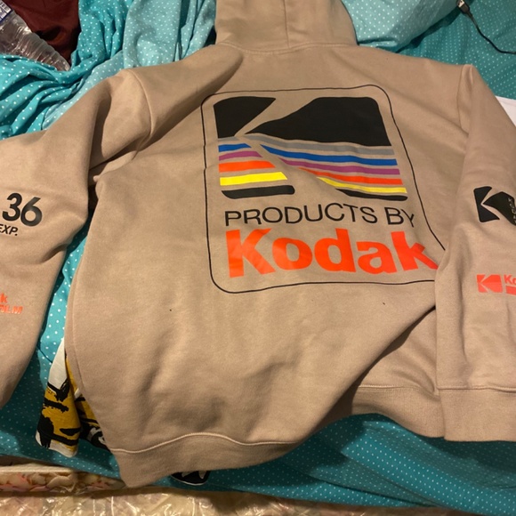 Shoes/clothes - Picture 3 of 3